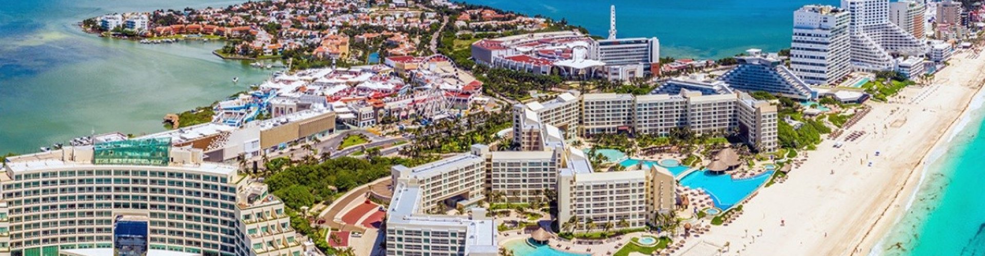 Sunset in Cancún, MX