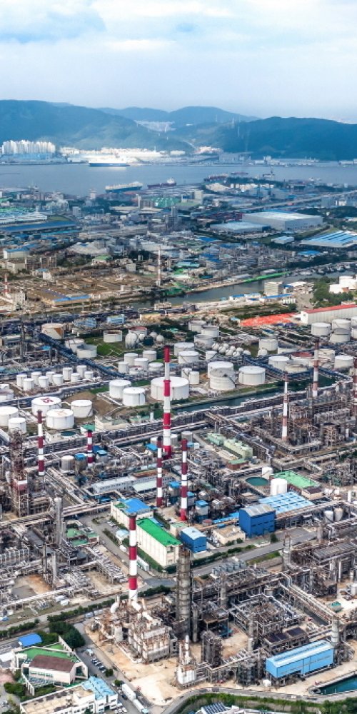 Biking along Taehwagang River Park, Ulsan