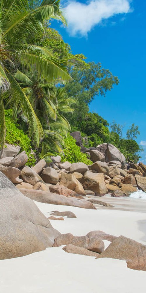 Praslin scenic view
