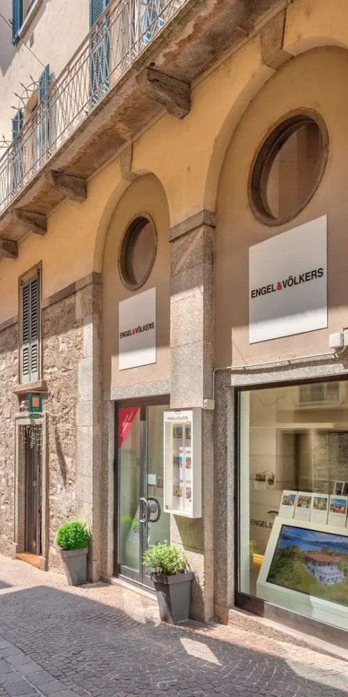 Street scene in Fino Mornasco