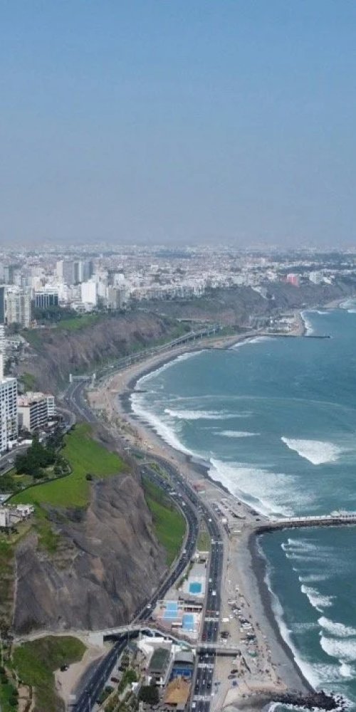 Exploring Lima by bike