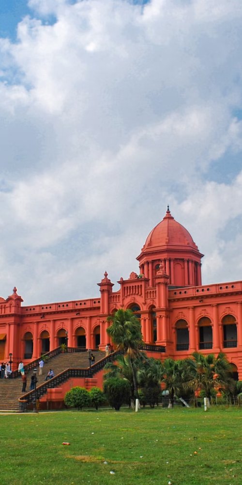Cycling and local transport in Dhaka