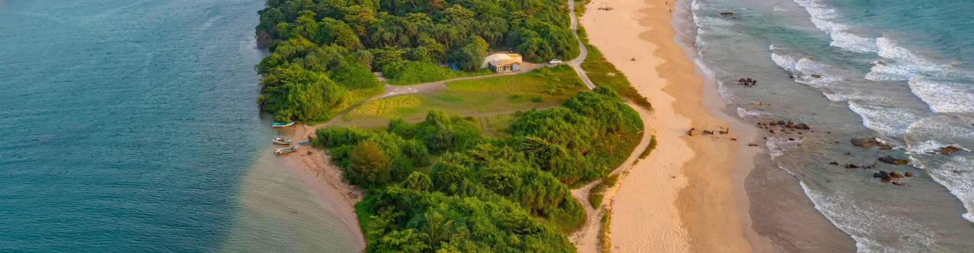 Scenic view of Bentota, LK at sunset